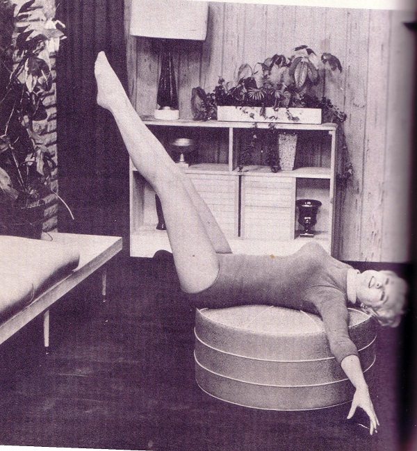 Debbie Does Exercise - leg lifts