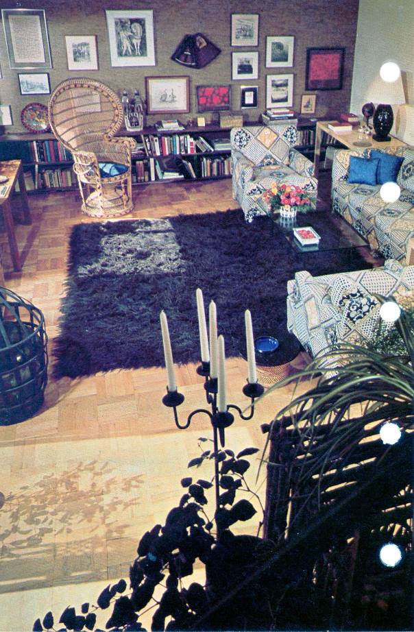 living rooom arrangement