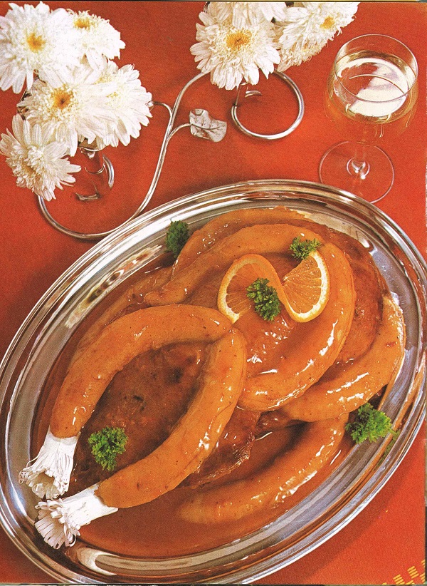 bananas in sauce